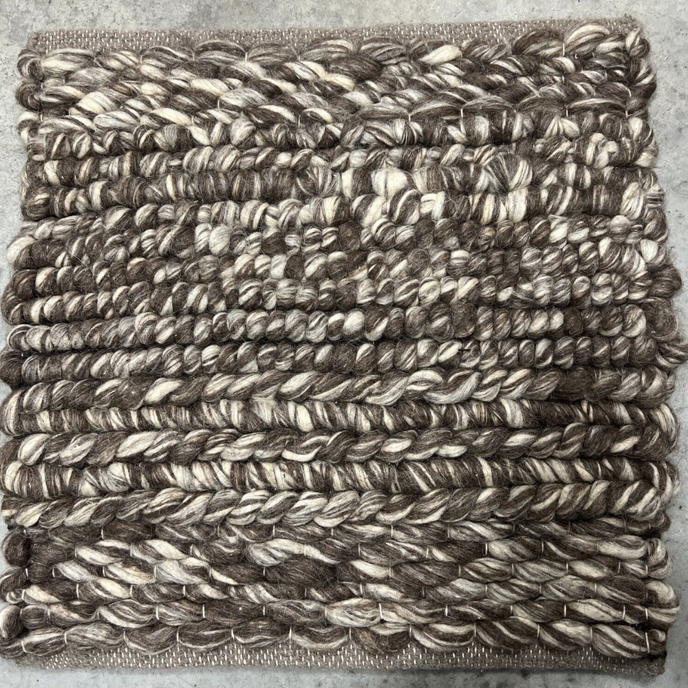 Surya TAH-3702 Tahoe Area Rug, 18”x 18”, Brown